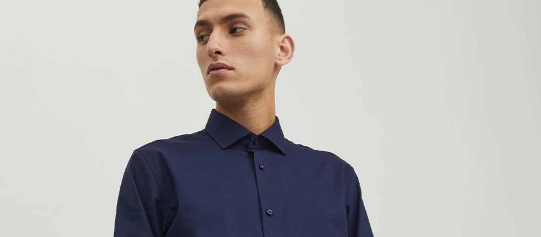 Mislukking Absurd cijfer Zo kun je een donkerblauw overhemd combineren - Berden Fashion Blog
